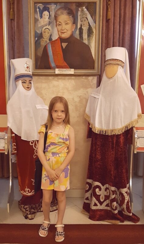 В краеведческом музее - Андрей Хлопонин В краеведческом музее - Андрей Хлопонин