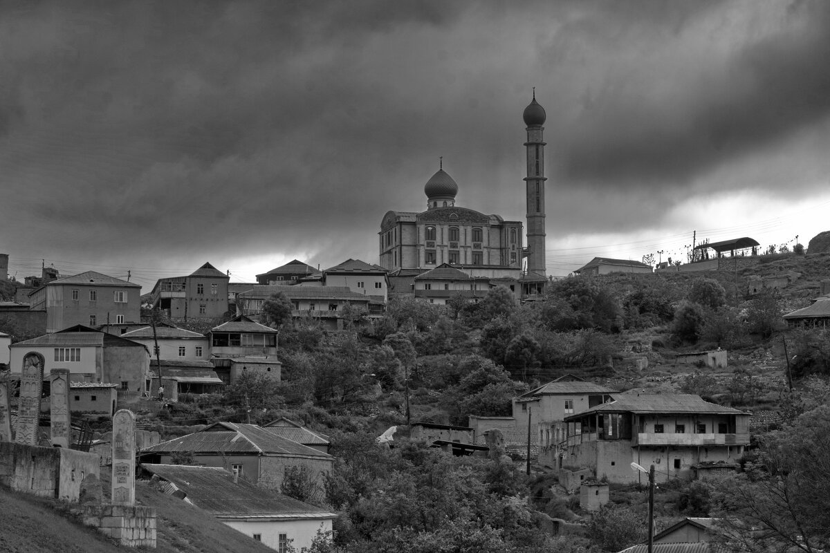 Каракюре - Юсиф Саркаров Каракюре - Юсиф Саркаров