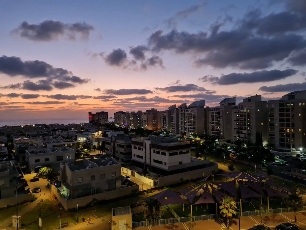 Вечерние огни. - Светлана Хращевская