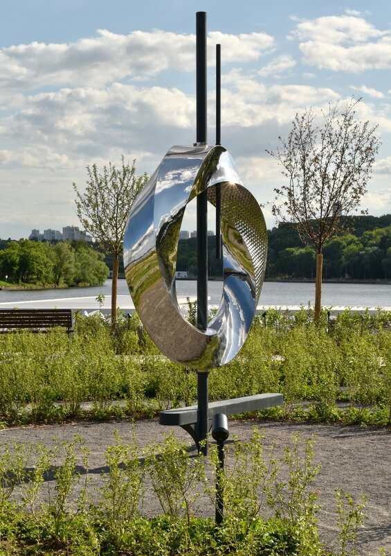 Двойной Мёбиус - Леонид Иванчук Двойной Мёбиус - Леонид Иванчук