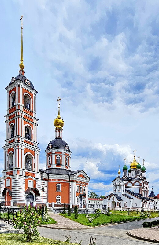 Троице-Сергиев Варницкий мужской монастырь - Михаил Свиденцов Троице-Сергиев Варницкий мужской монастырь - Михаил Свиденцов