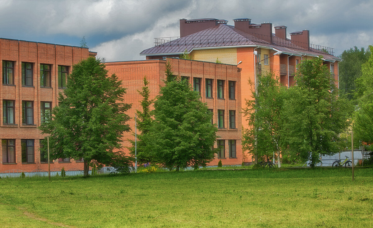 На районе. - Николай Феофанов