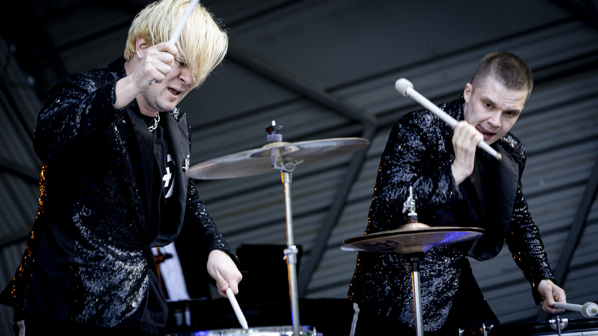 На концерте - Юрий Глушков