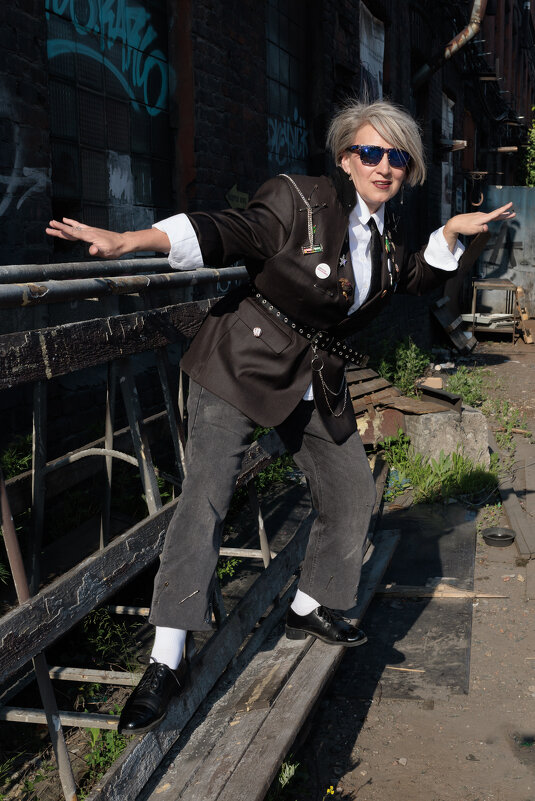 "За мною зажигали города..." - Валерий Паршин