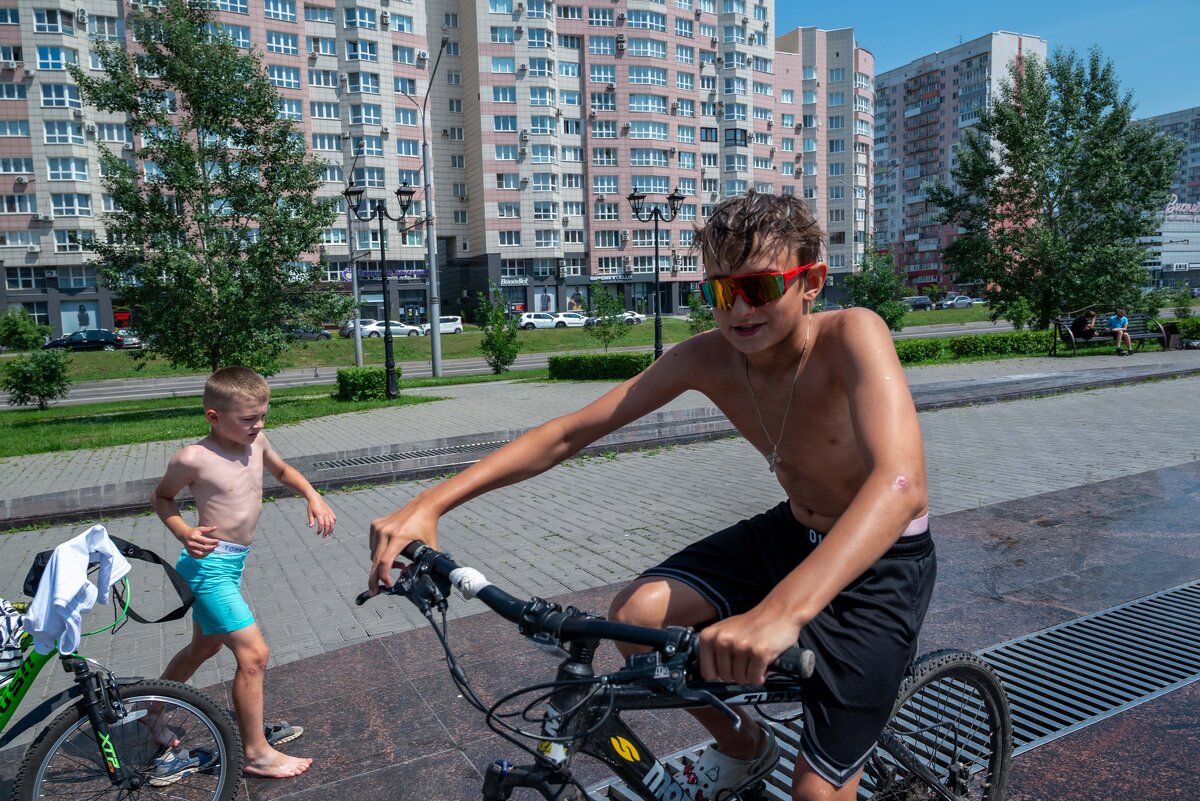 *** - Валерий Михмель 