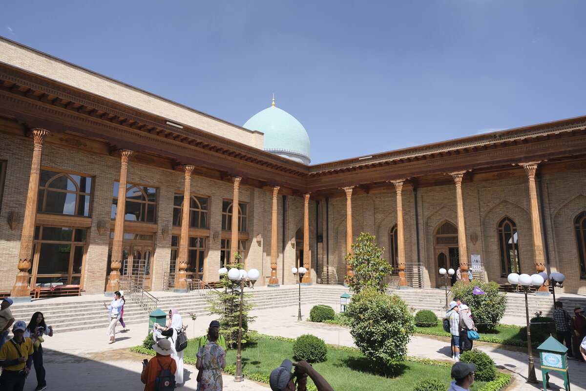 Внутри медрессе в Ташкенте - esadesign Егерев