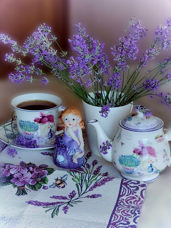 Лавандовый сюжет для лавандовой феи - tatyana 