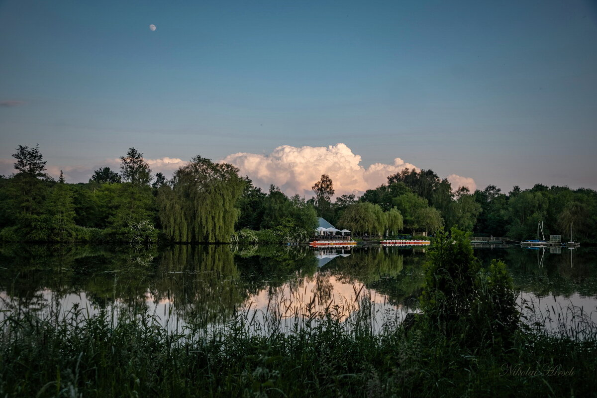 Пейзаж с облаком... - Николай Гирш Пейзаж с облаком... - Николай Гирш