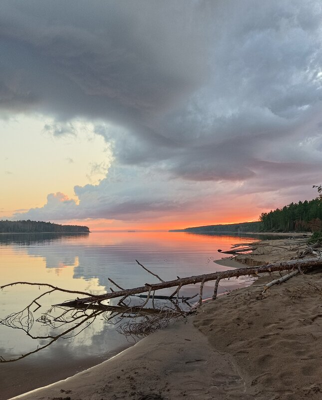 Закат на реке... - Ирина *