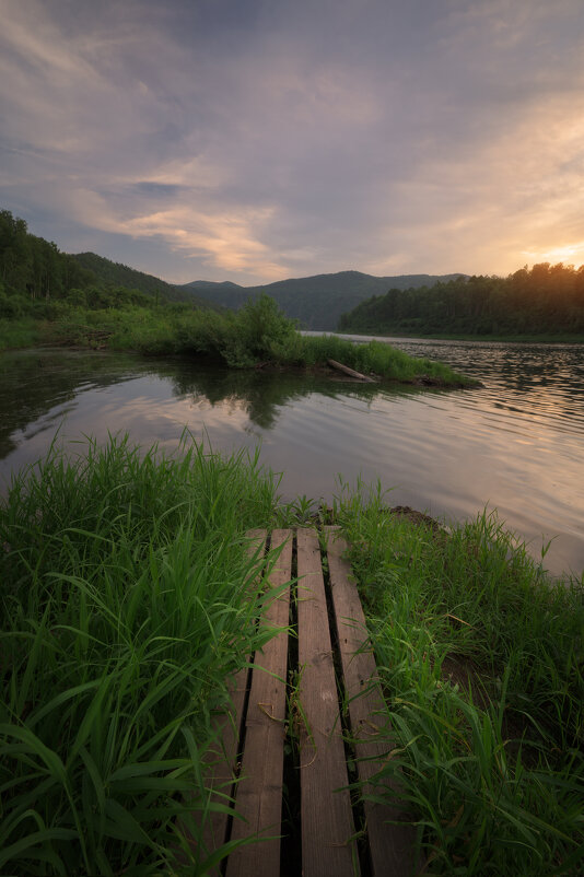 * - Александр Иванов