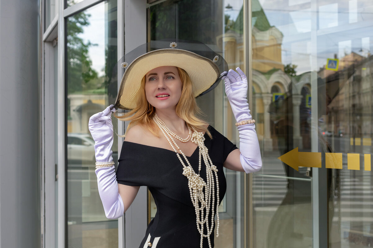 Холли Голайтли - вот она где! - Валерий Паршин