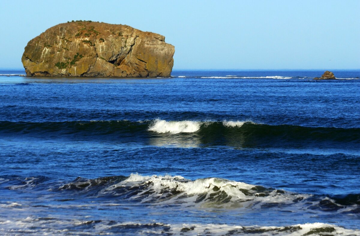 Бухта Тихая - Юрий. Шмаков