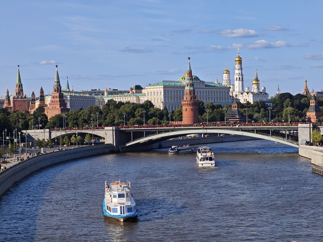 Кремль - <<< Наташа >>> Кремль - <<< Наташа >>>