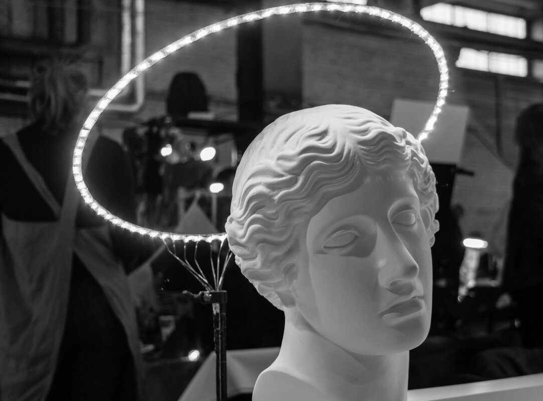 Случайное совмещение. - Игорь Викторов