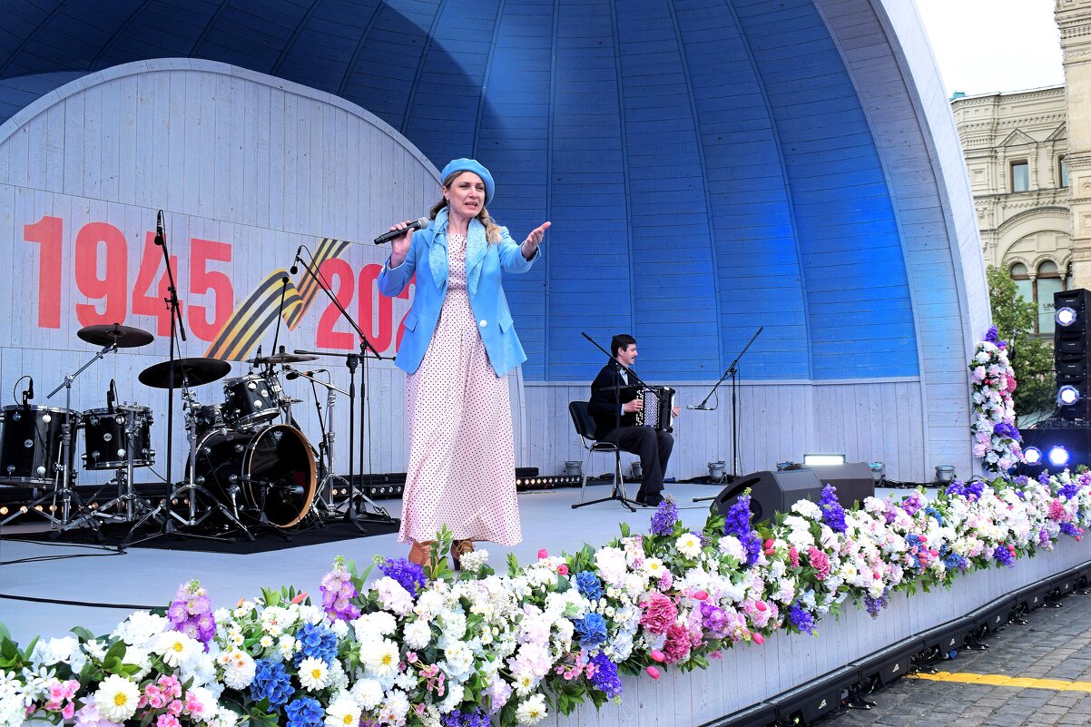 Тематическая зона  «Москва встречает Победу». - Татьяна Помогалова