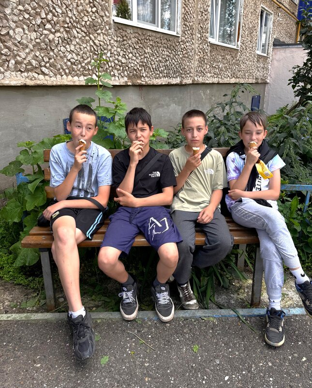 Июнь. - Венера Чуйкова Июнь. - Венера Чуйкова