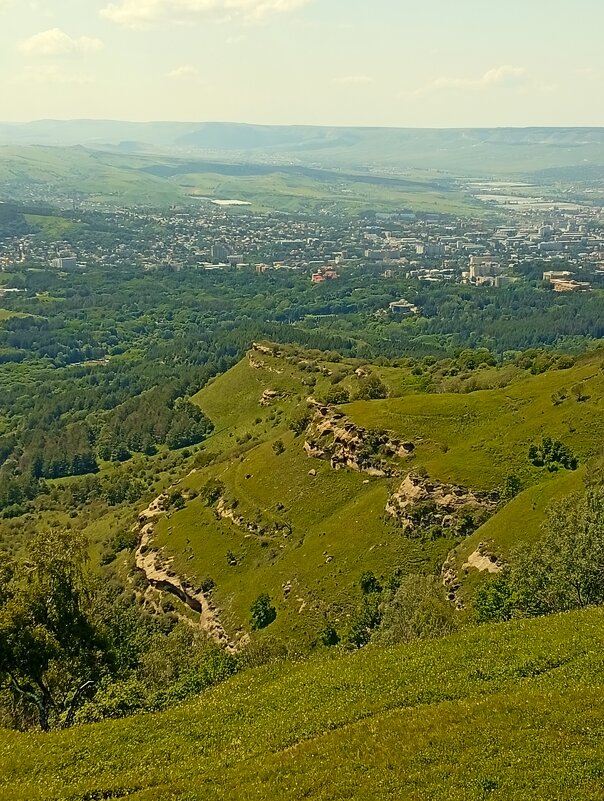Вид на Кисловодск - Екатерина Филипенко Вид на Кисловодск - Екатерина Филипенко