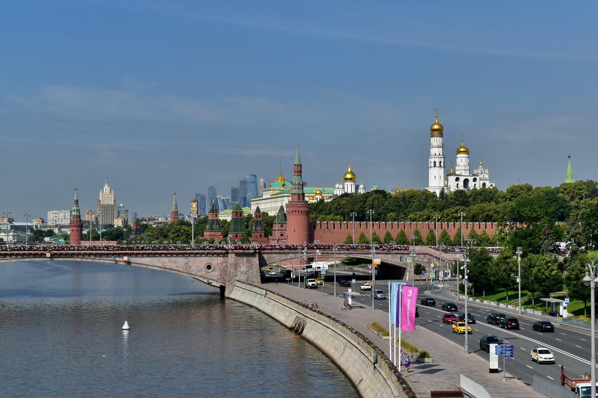 Классический сюжет столичный - Роман Пацкевич