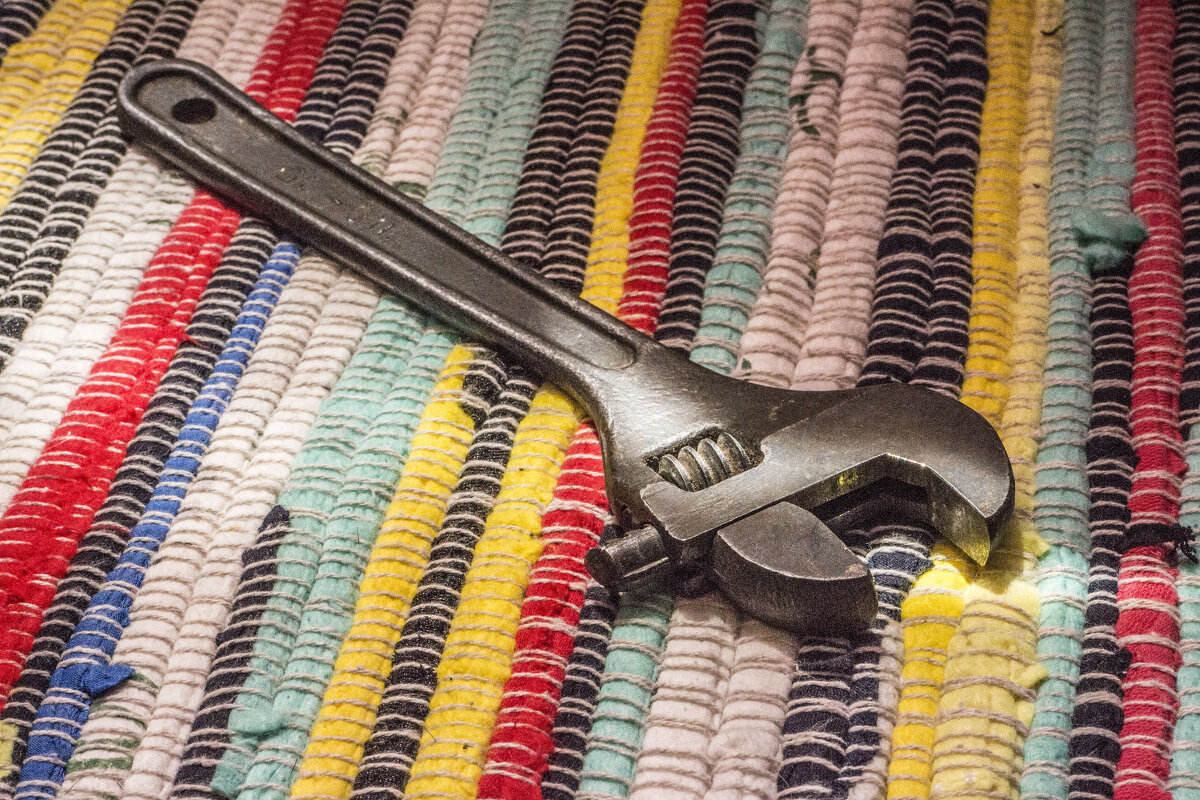 Ключ разводной & тишь - Коля Лукашов