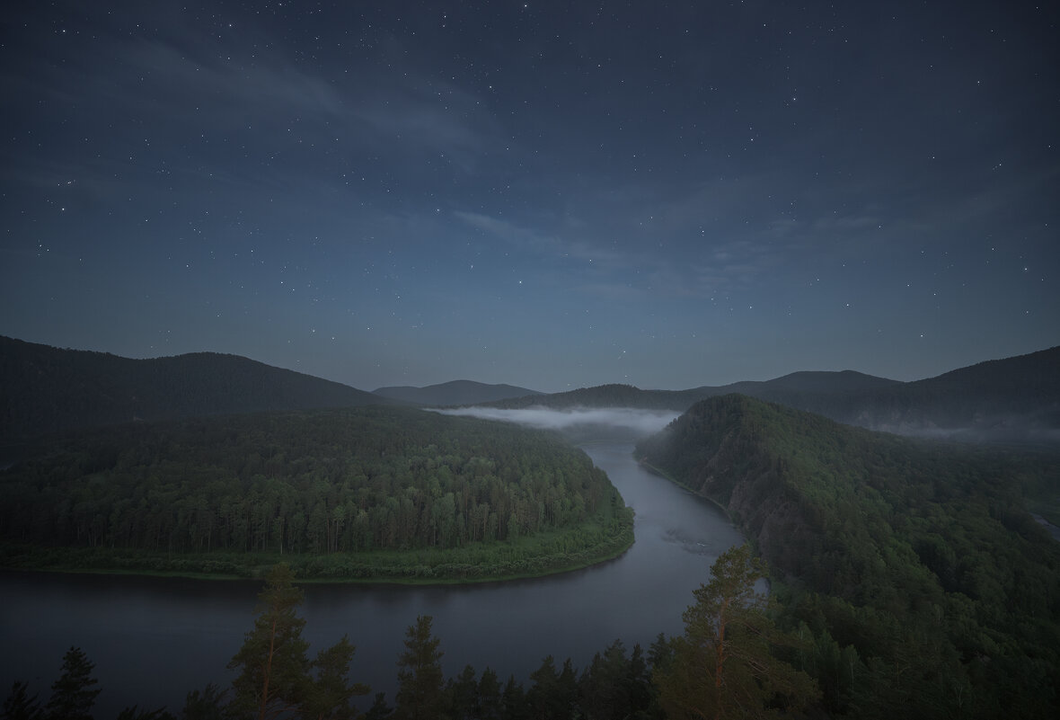 * - Александр Иванов