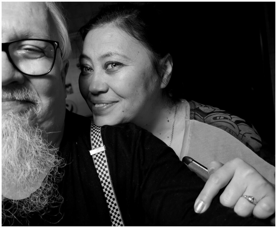 Селфи с девой юной - Михаил Зобов