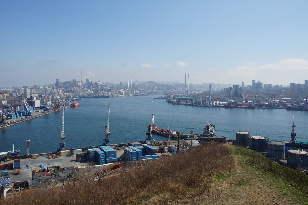 Между небом и морем - Наталья Т