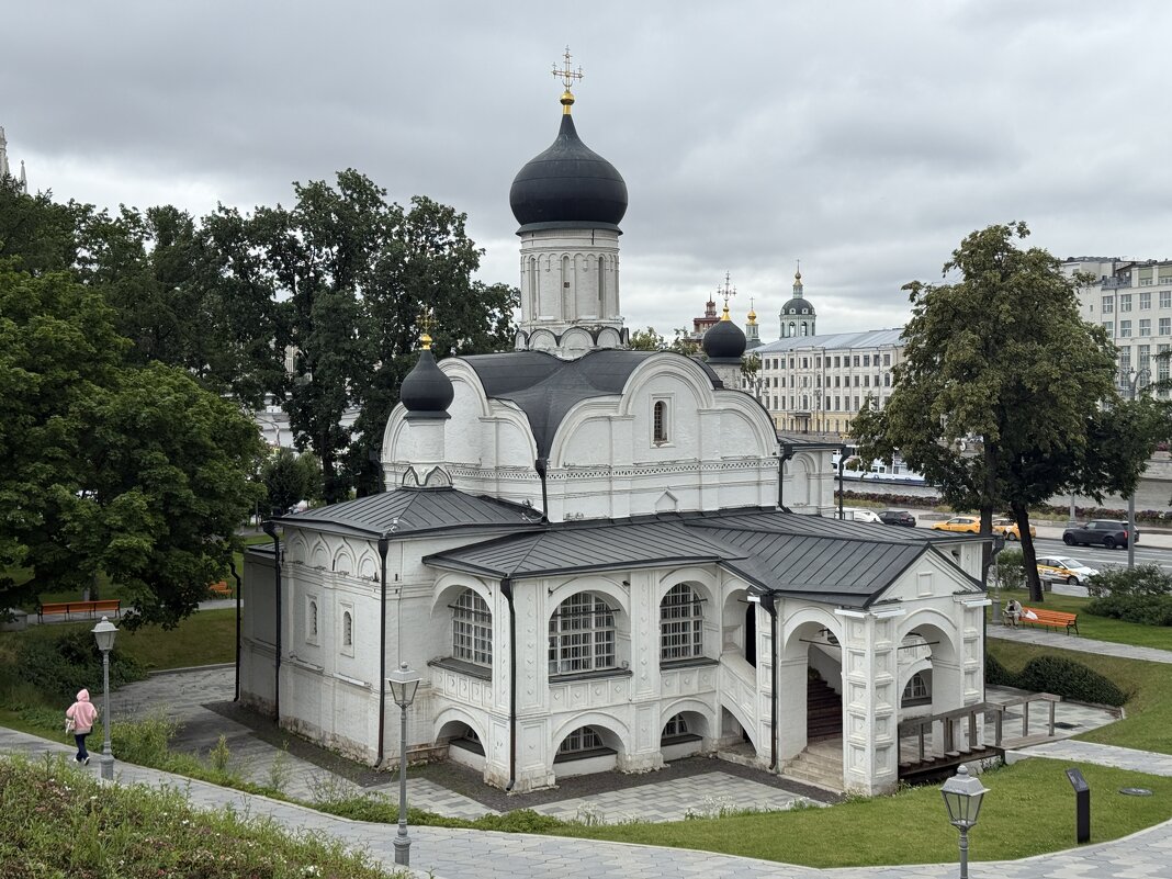 Московские пейзажи - <<< Наташа >>>