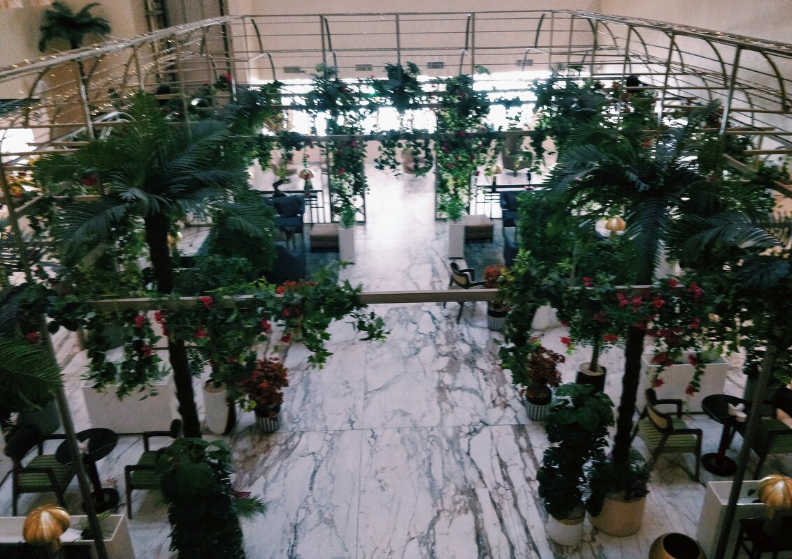 Украшение холла - Андрей Хлопонин