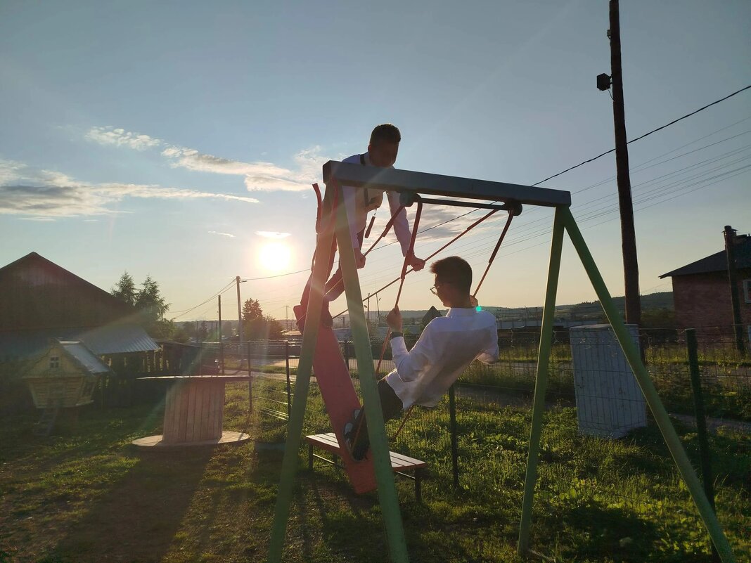 ВЫПУСКНОЙ - Ольга Конькова