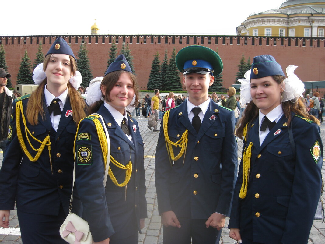 Три плюс один - Дмитрий Никитин Три плюс один - Дмитрий Никитин