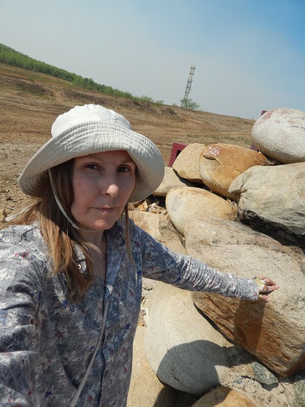 На Титовской сопке - Екатерина Панова На Титовской сопке - Екатерина Панова