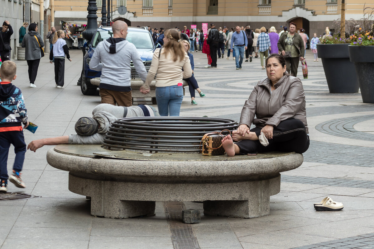 Гостеприимный Петербург (2) - Игорь Викторов Гостеприимный Петербург (2) - Игорь Викторов