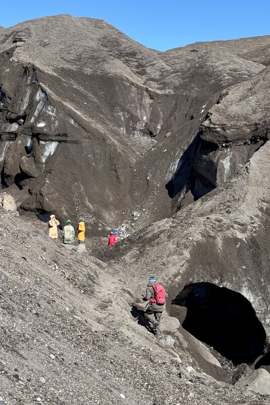 Лавовые пещеры - Марина Виноградова Лавовые пещеры - Марина Виноградова