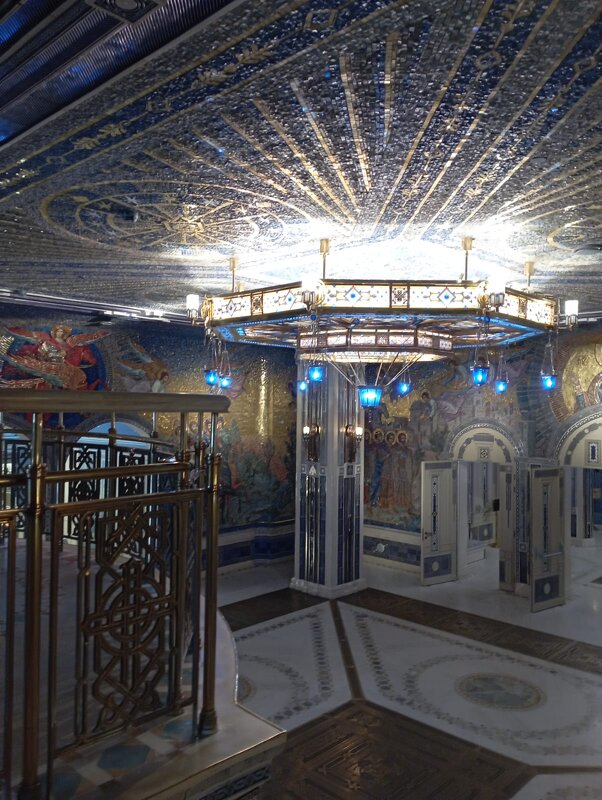 Внутри храма - Елена Семигина