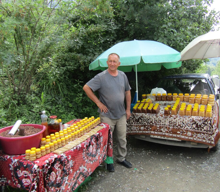 Пчёлки постарались и Костя тоже - Galaelina ***