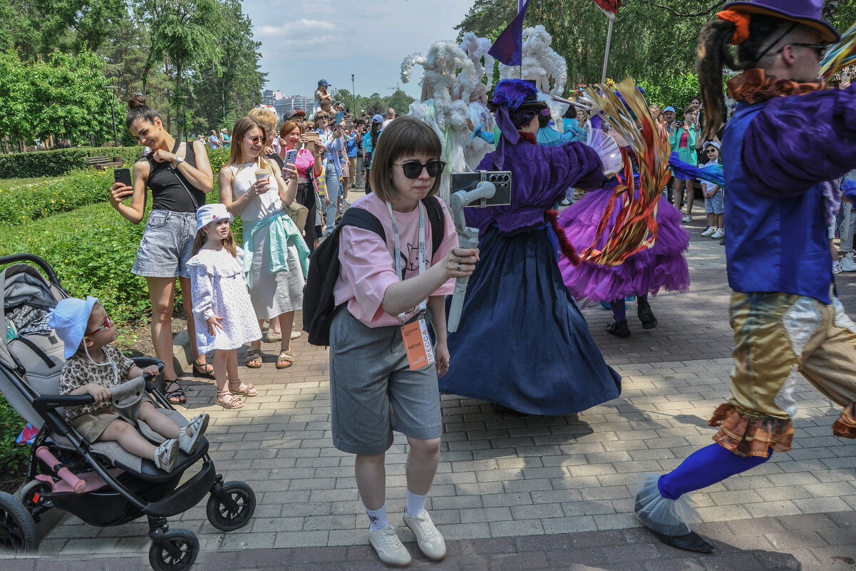 Если вы снимаете, то помните, что кто-то снимает вас. ) - Татьяна Машошина Если вы снимаете, то помните, что кто-то снимает вас. ) - Татьяна Машошина