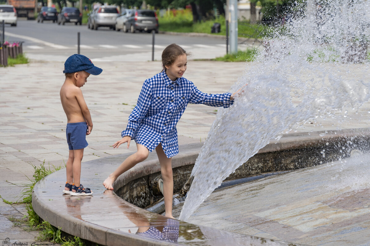 Жара - Андрей + Ирина Степановы Жара - Андрей + Ирина Степановы