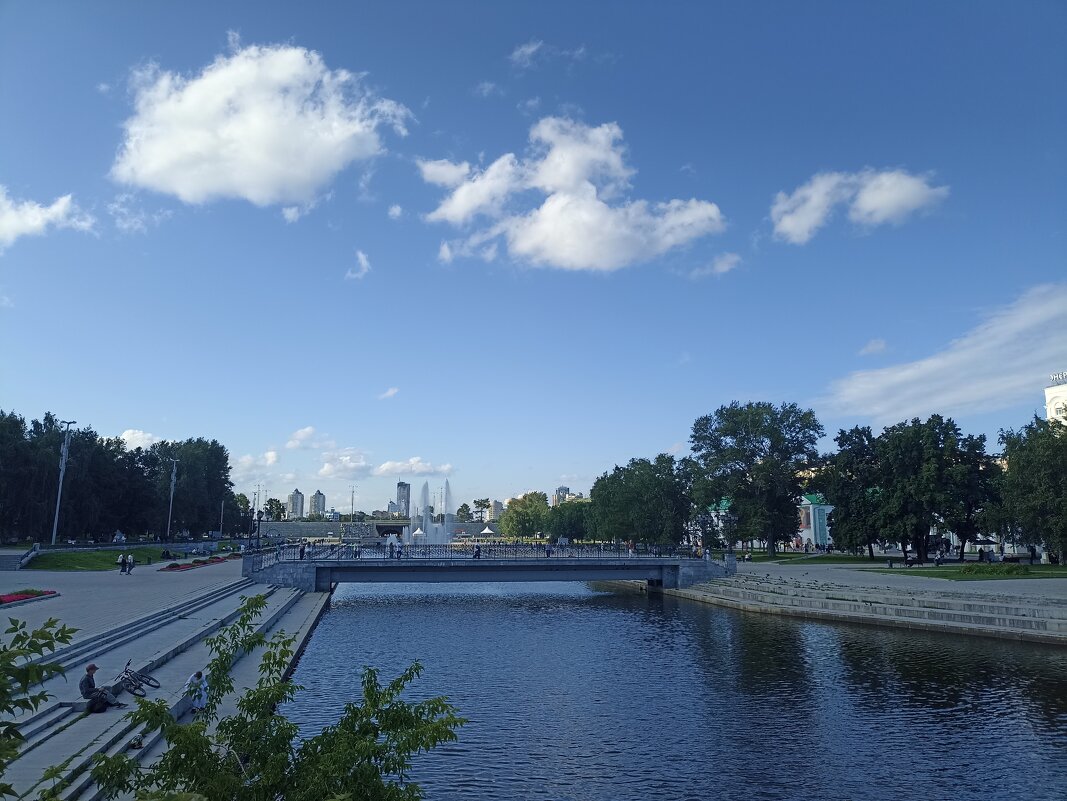 Прогулки по городу. Екатеринбург - Pippa 