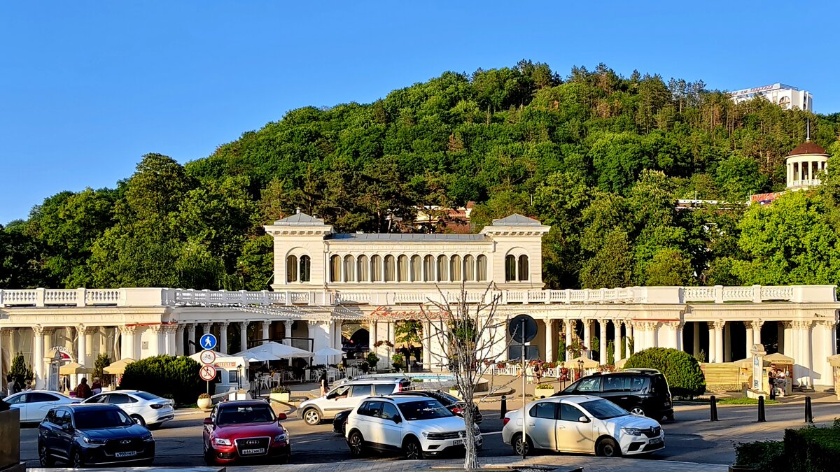 Колоннада. - Александр Кондаков Колоннада. - Александр Кондаков