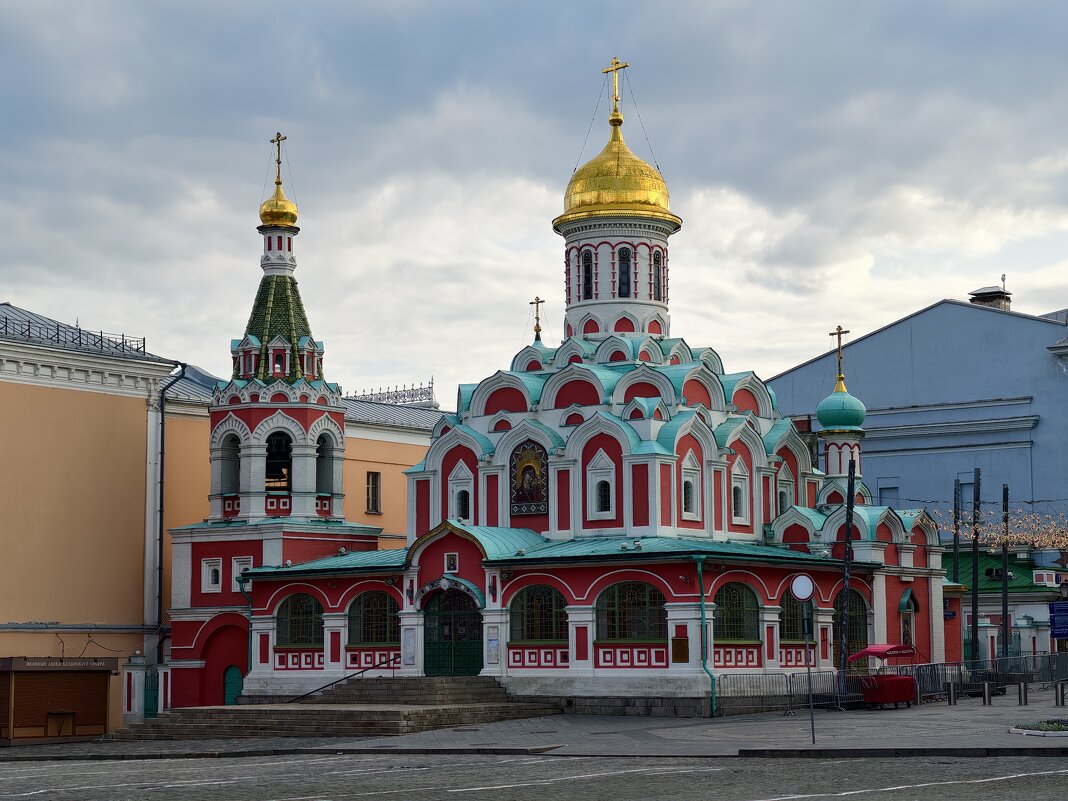 Казанская церковь - <<< Наташа >>>