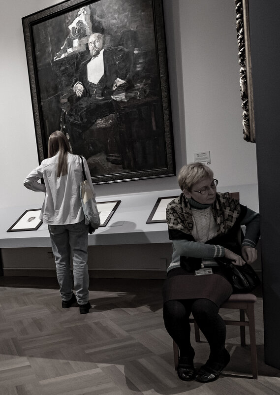 *** - Александр Русинов