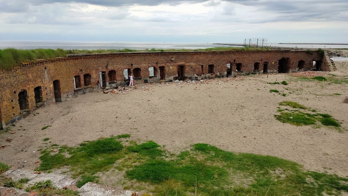 Балтийск  Форт "Западный" (Fort West) - Олег Денисов