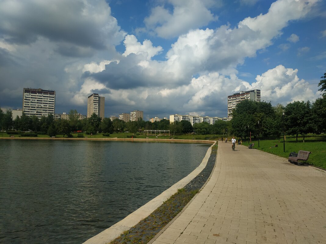 Облакастое небо - Андрей Лукьянов Облакастое небо - Андрей Лукьянов