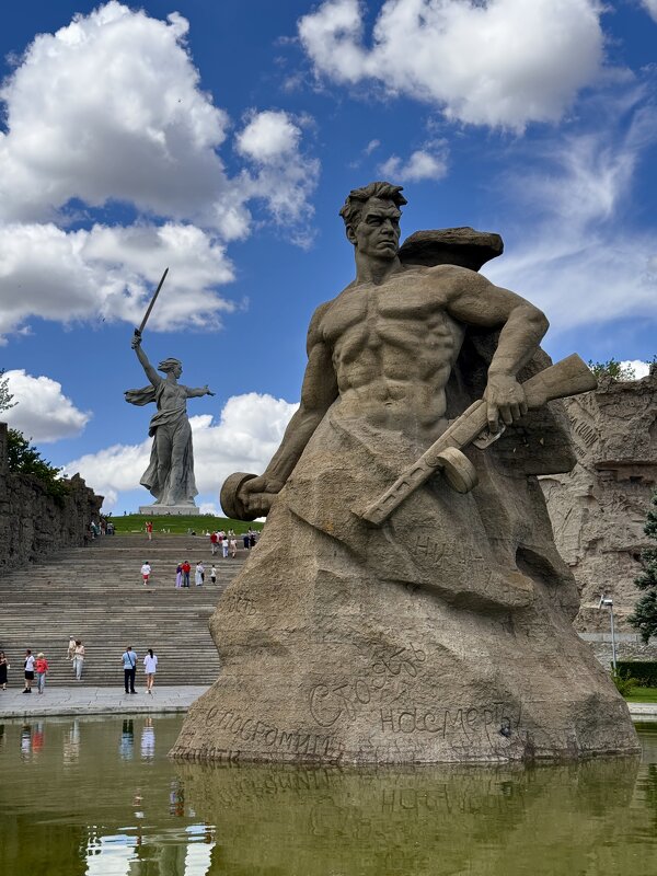 К вершине мужества. - Сергей Адигамов