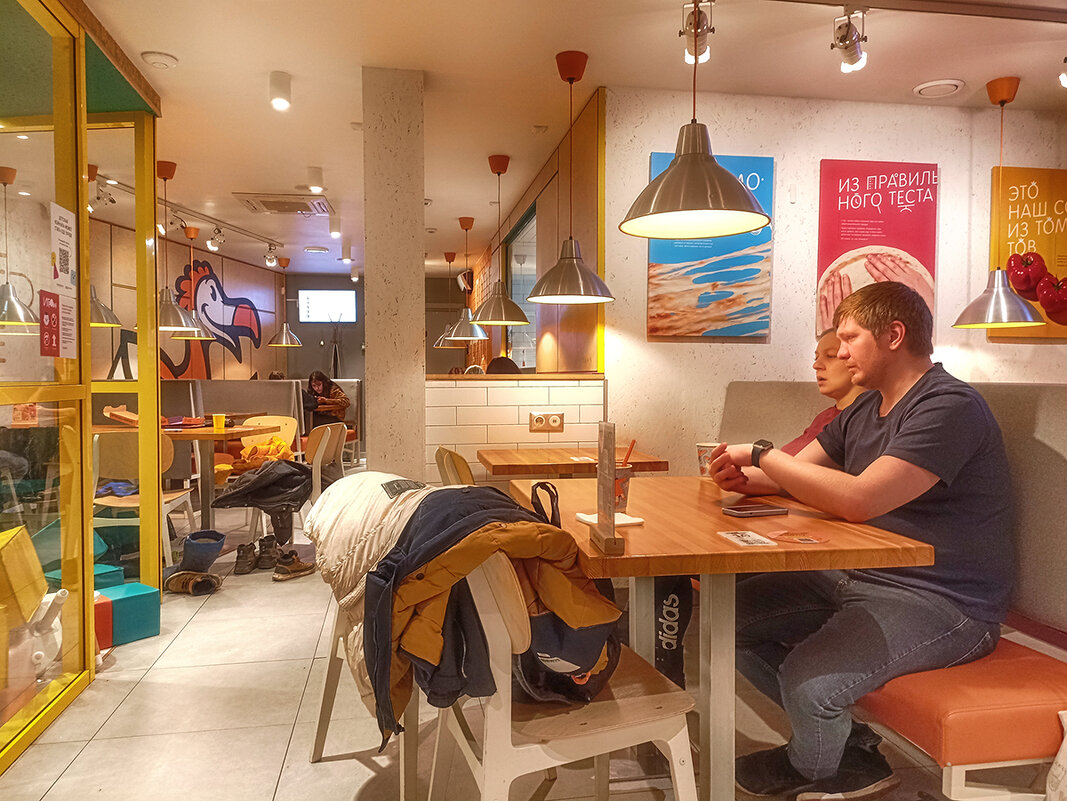 Додо пицца.В ожидании заказа. - Лилия *