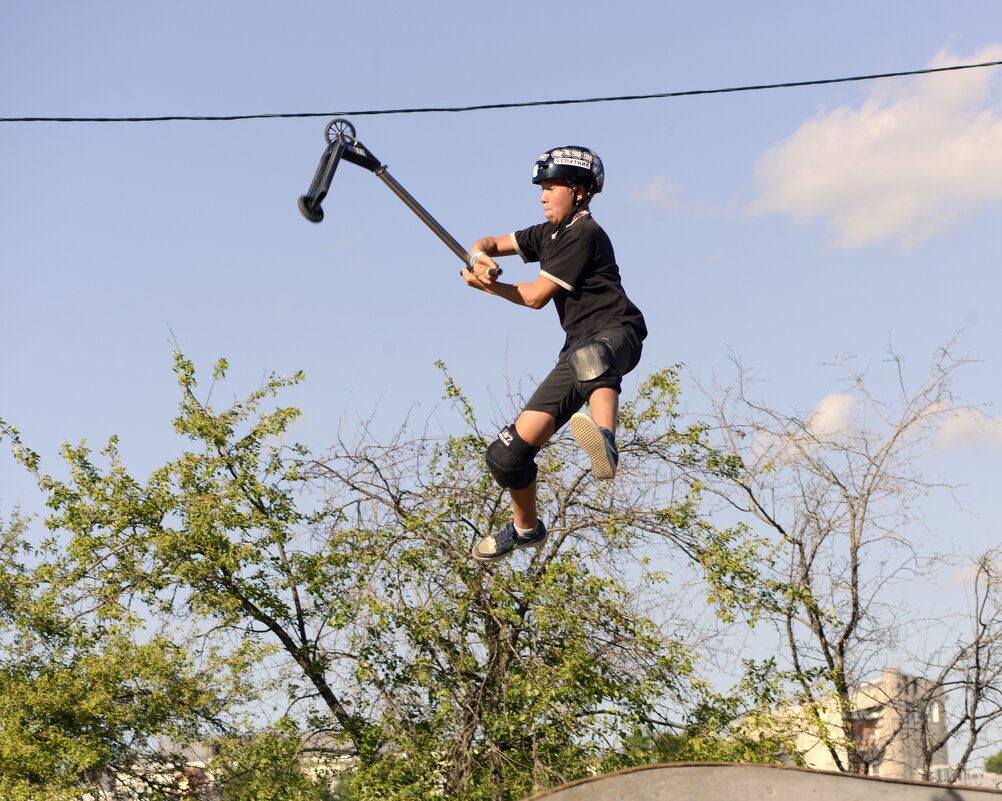 . - Алексей Неустроев