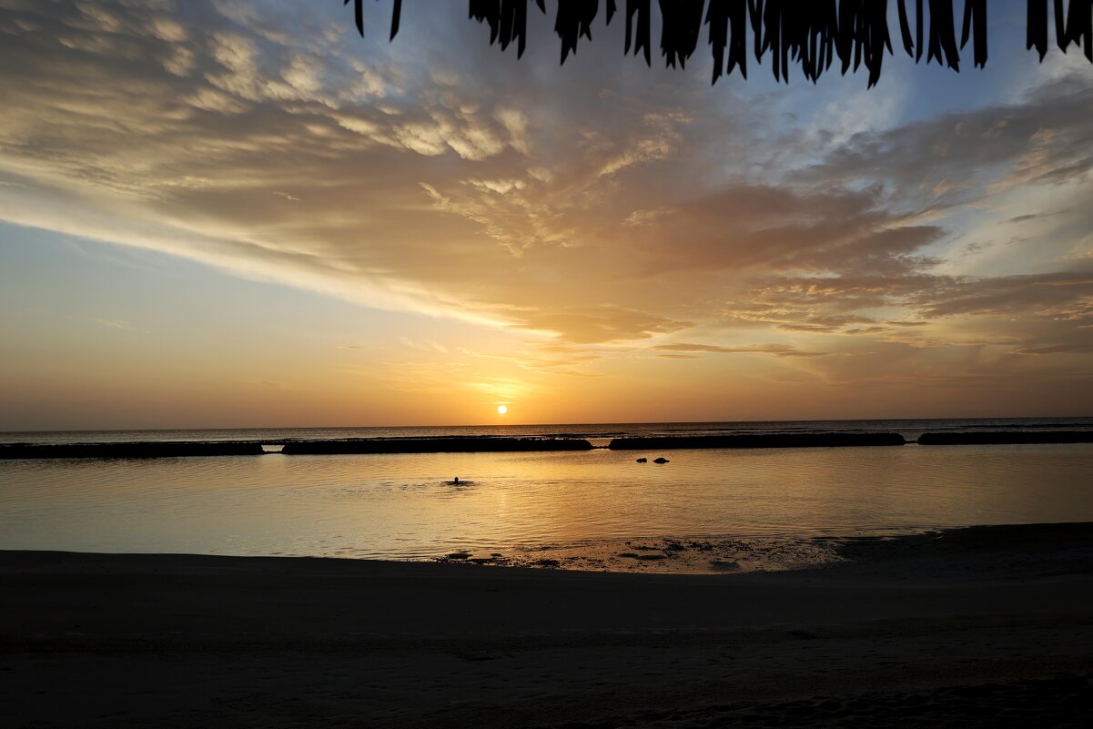 Раннее утро на Мальдивах - Александра Николаева