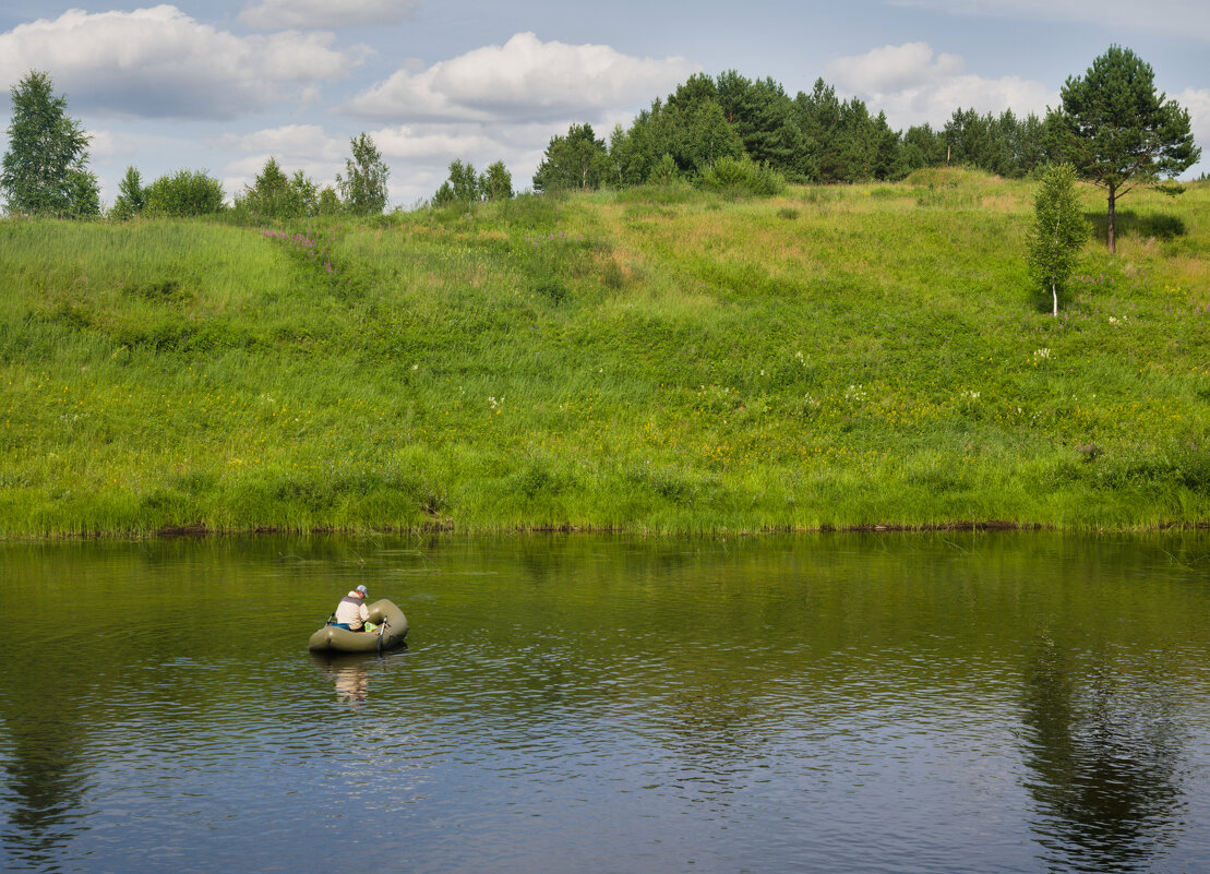 Под высоким берегом - Сергей Шаврин