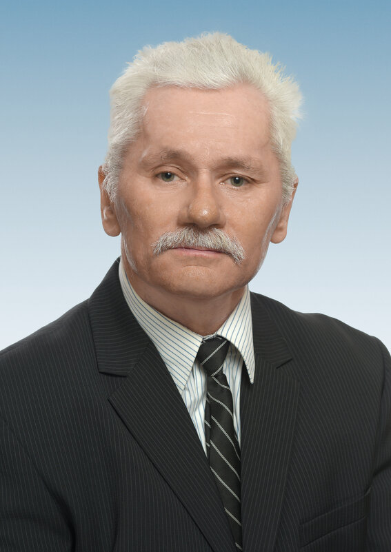 Олег Николаевич - Михаил Тарасов