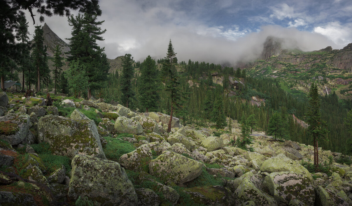 * - Александр Иванов